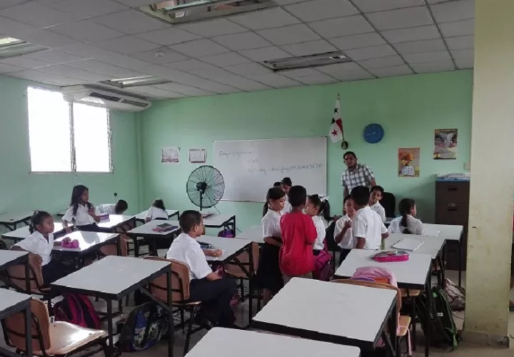 oeste-escuelas-fece_0.jpg