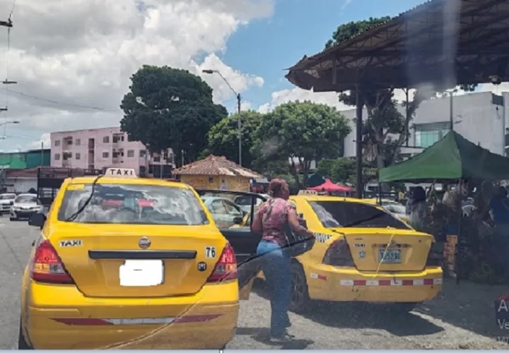 El grupo de dirigentes del transporte sugirió la instalación de cámaras de videovigilancia en aquellos puntos donde se ubican los transportes piratas. Foto. Eric Montenegro