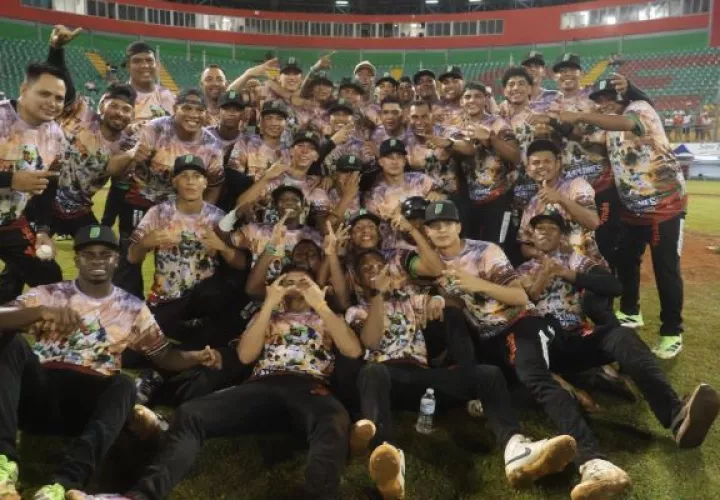 Panamá Oeste es campeón en el béisbol juvenil. Foto: Fedebeis