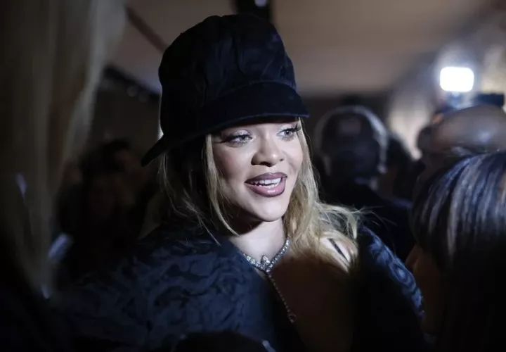 La cantante Rihanna. Foto: EFE / EPA / Yoan Valat