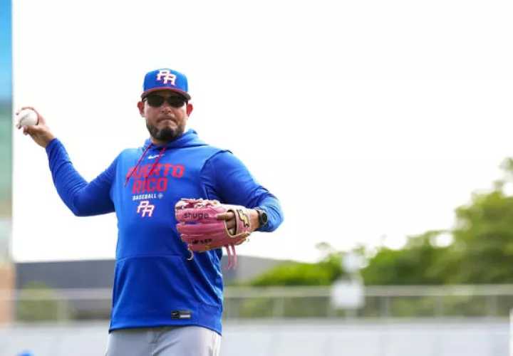 Yadier Molina, piloto del equipo de Puerto Rico. Foto: EFE