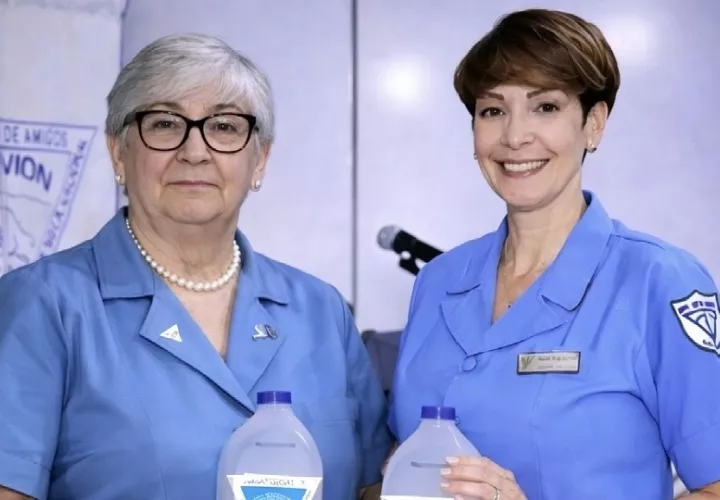 María Guadalupe Vásques y Nuria Bárcenas.