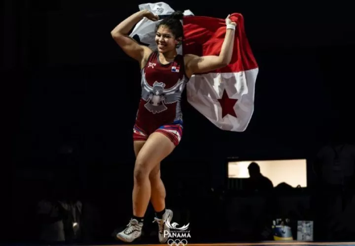Aisha Williams, 73kg ganó oro en lucha. Foto: COP