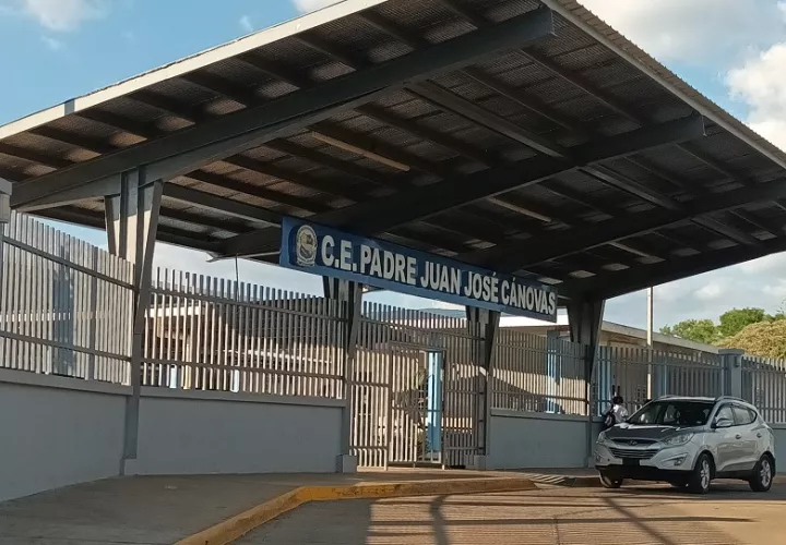 El menor sufrió una herida en uno de sus brazos y fue llevado de urgencia al Hospital Regional Dr. Luis “Chicho” Fábrega. Foto. Melquíades Vásquez