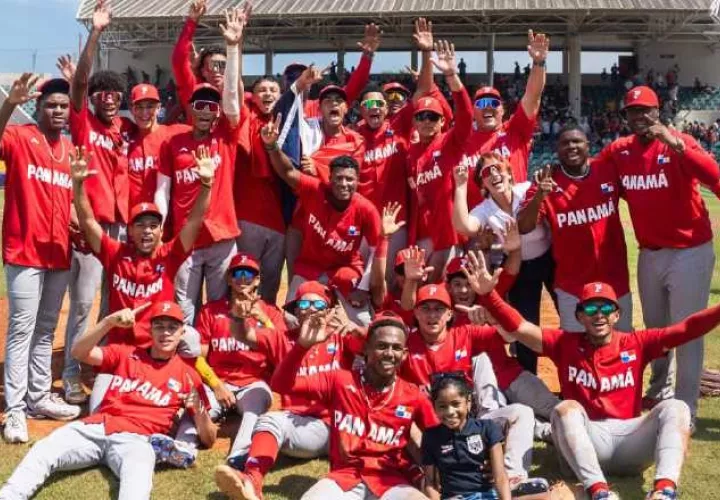 Panamá ganó la medalla de oro invicto en béisbol. Foto: COP
