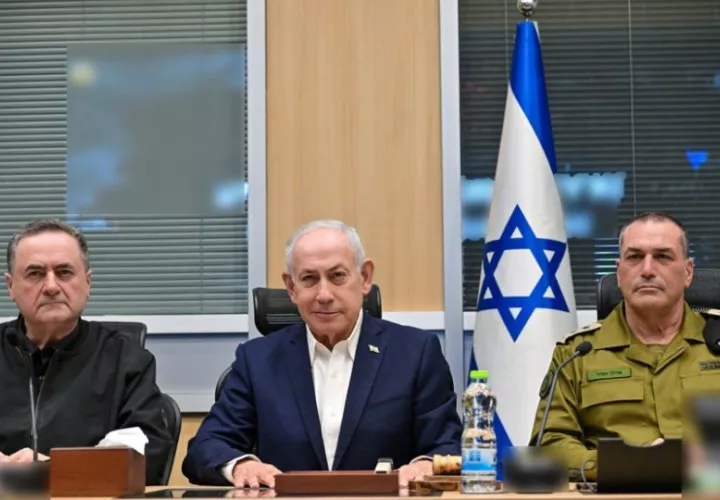 El primer ministro israelí, Benjamin Netanyahu (centro). Foto: EFE