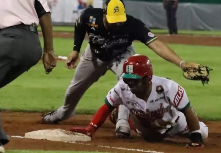 Bocas del Toro y Chiriquí se enfrentan hoy en el estadio Rod Carew. Foto: Fedebeis