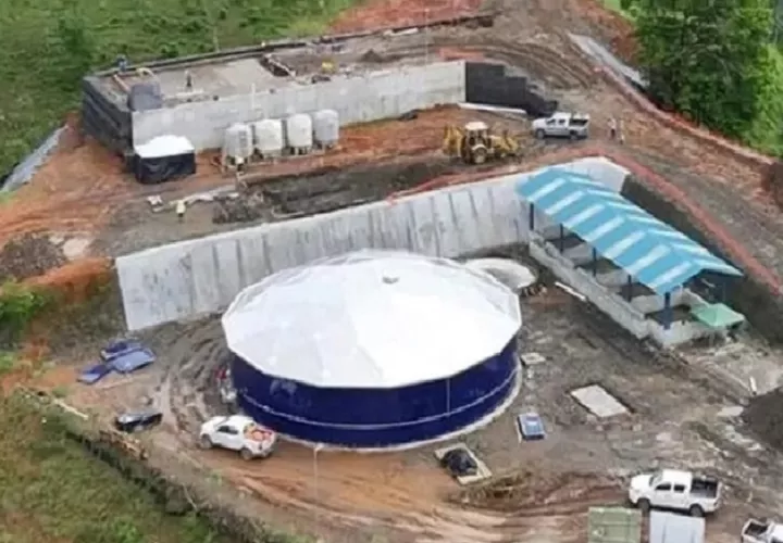  Se han dispuesto puntos de atención para que los nuevos usuarios hagan sus contratos con el IDAAN: el sábado 18 de abril en la comunidad de Piña, a un costado de la cancha, y el domingo 19 de abril en la Junta Comunal de Chagres.