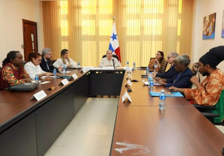 Carles mantiene buena relación con la directiva de Senadap. Foto: Cortesía
