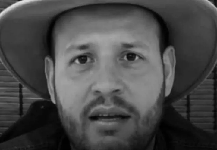 Devia fue asesinado el viernes por la noche. 