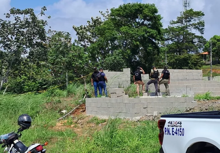Al lugar llegaron agentes de la Policía Nacional. Foto: Diomedes Sánchez