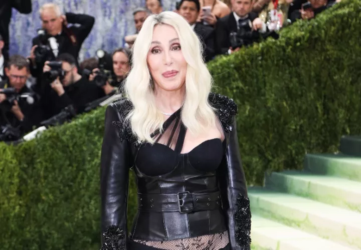 Cher asistió el pasado 5 de mayo a la gala MET en Nueva York.  Foto: EFE / EPA / Sarah Yenesel