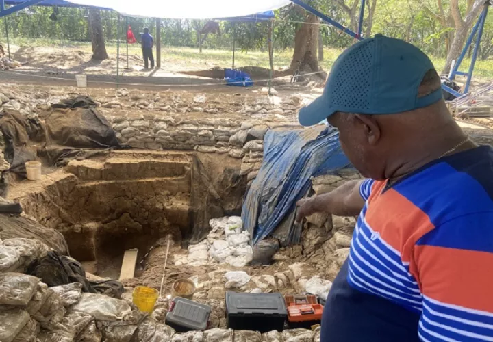 Los trabajos de excavación en este cementerio prehispánico están a cargo de la Fundación El Caño y patrocinados por el Ministerio de Cultura. Foto. Cortesía
