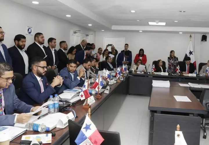 La comisión de Presupuesto es la tercera instancia que revisa el presupuesto de las instituciones del Estado. Foto: Archivo