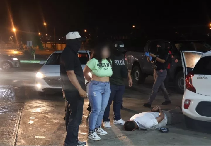 En total se llevaron a cabo 10 diligencias de allanamiento. Foto: EM