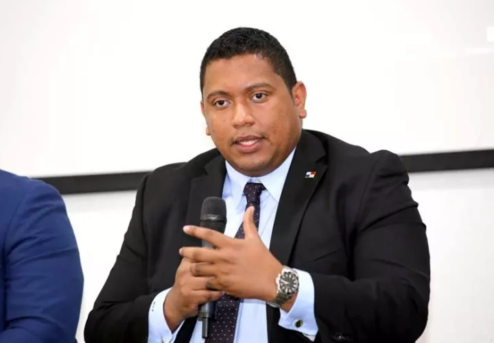 Luis Oliva fue el director de la AIG