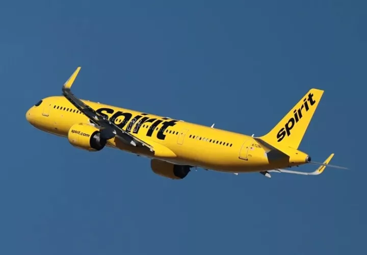 Spirit sorprendió el viernes al anunciar que cesará operaciones. Foto: EFE