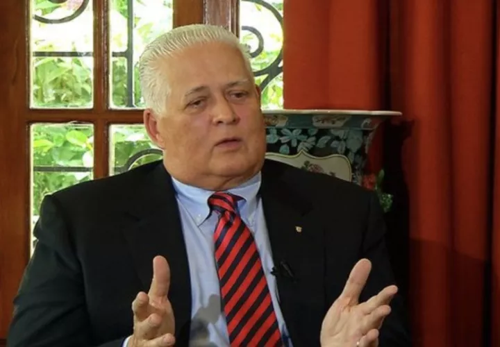 Ernesto Pérez Balladares expresó su malestar por el mal servicio.