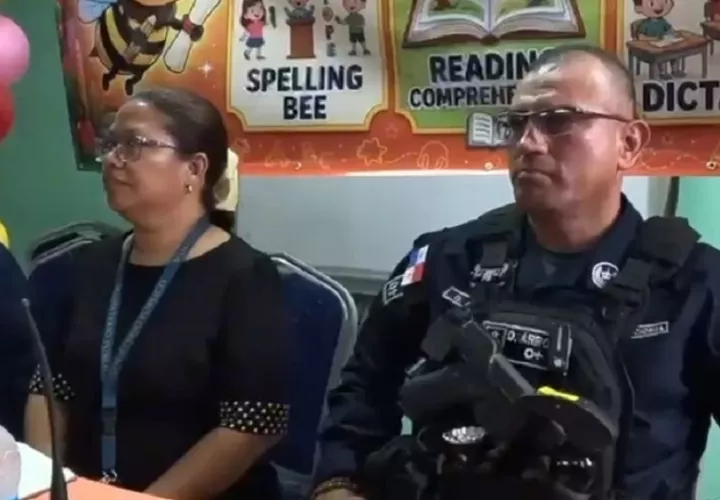 Una de las primeras acciones que desarrolló el nuevo jefe de la tercera zona policial de Colón fue una reunión de coordinación con la comunidad educativa del centro educativo Manuel Urbano Ayarza