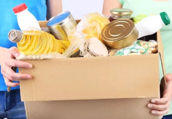 Alimentos no perecederos se convierten en prioridad en los centros de acopio.