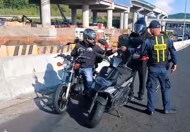 motorizados-policia-nacional_1.jpg