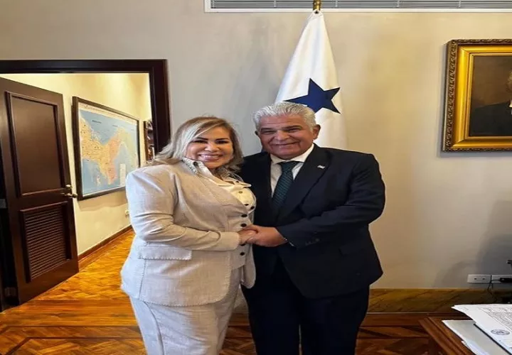 Shirley Castañedas y José Raúl Mulino. Foto: @shirleycastrm