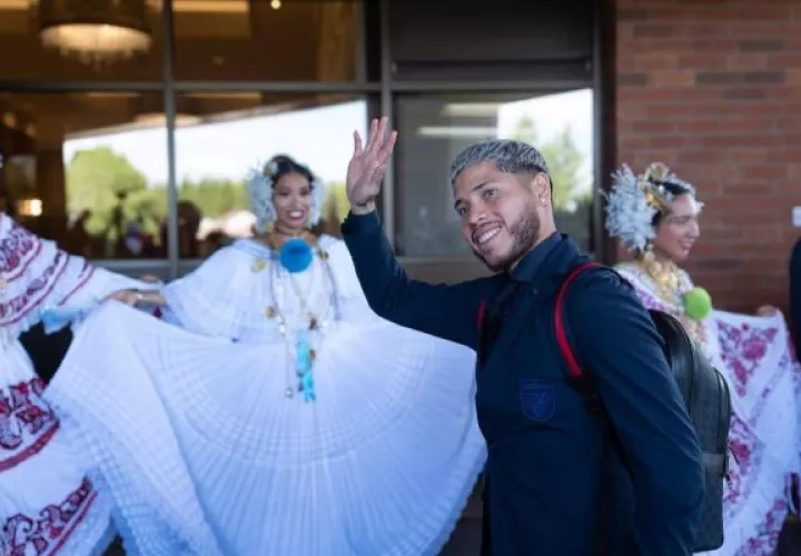 Cristian 'Fulo' Martínez a su llegada al campamento. Foto: FPF