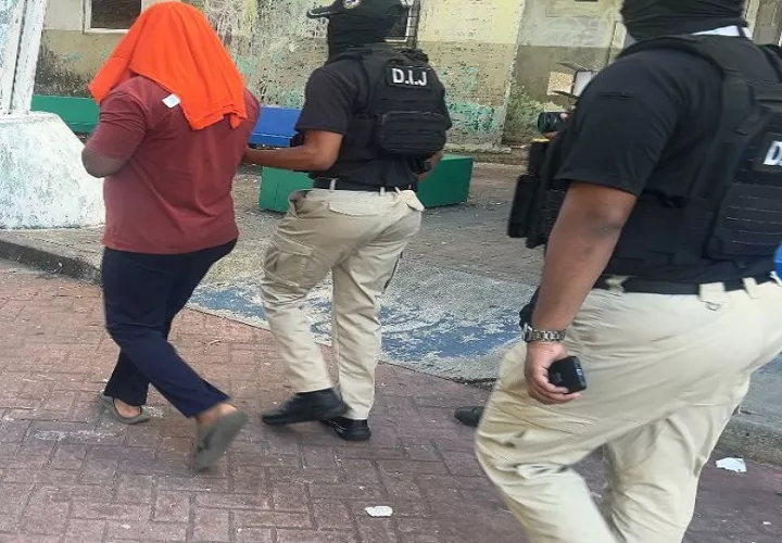 Las personas aprehendidas serán presentadas ante el juez de garantías.