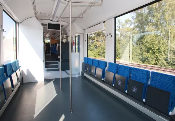 Interior de un vagón del nuevo tren.  