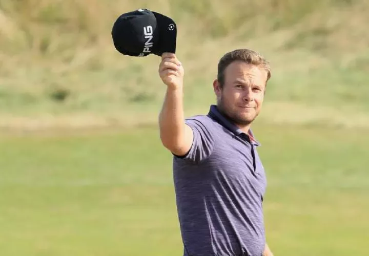 Hatton   formó parte del equipo europeo que ganó la Ryder Cup. 