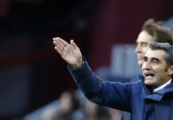 Ernesto Valverde está en su segunda temporada al frente del Barcelona.