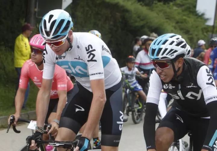 Chris Froome recorrió tres municipios colombianos. /Foto EFE