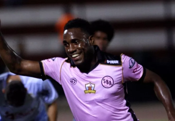 Luis Tejada aprovechó las ocasiones que se le presentaron durante el partido correspondiente a la fecha 12. /Foto Cortesía