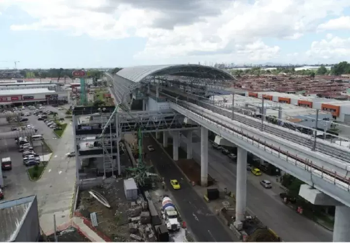 Actualmente,  en la obra laboran más de 5,000 personas. Cortesía