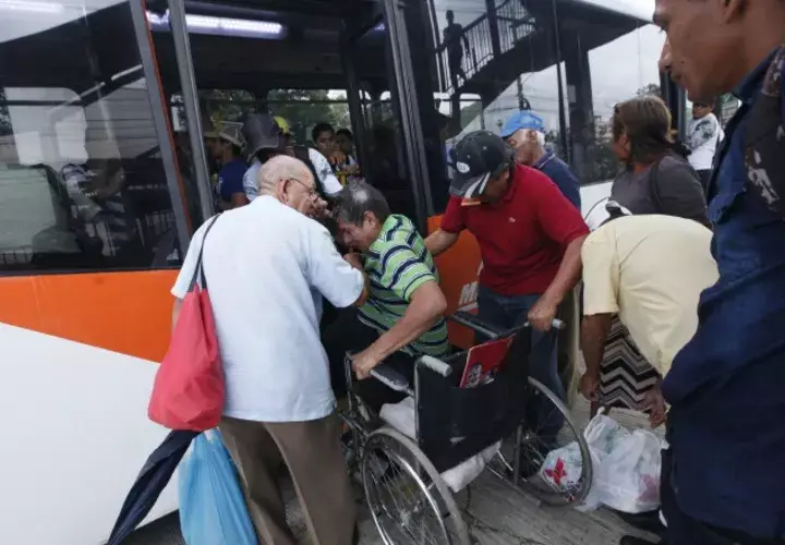  Según el censo del 2010 se registró un total de 97 mil 165 personas con discapacidad en todo el país. Foto: Panamá América.