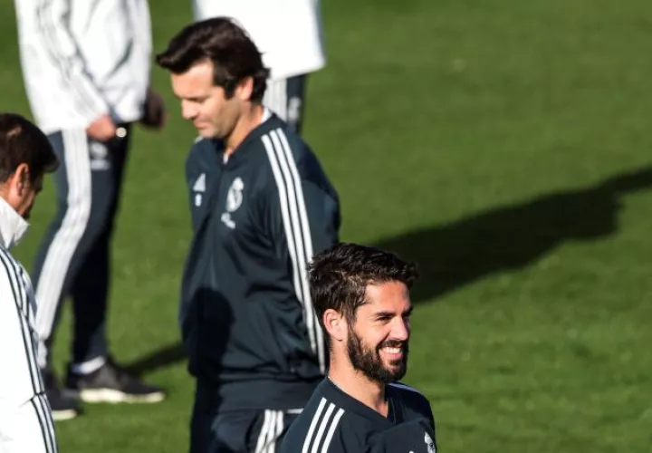 Solari e Isco en una práctica. /Foto EFE