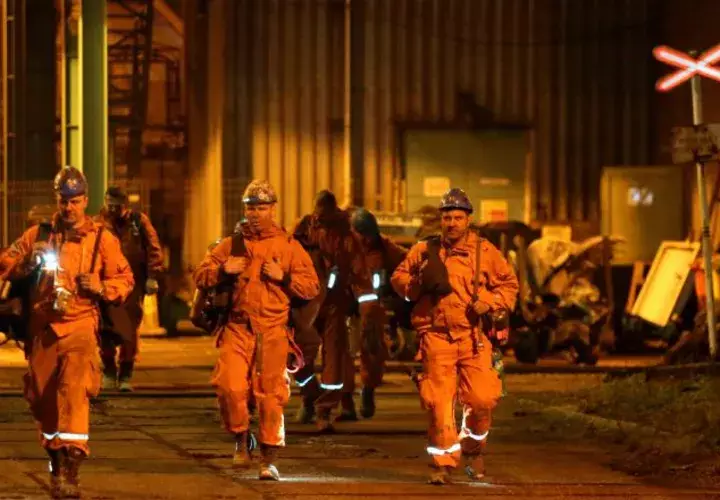 Además de los fallecidos, hay otros diez mineros heridos. EFE