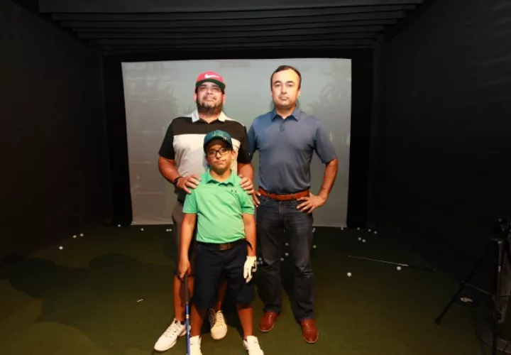 Experiencia: Mike Norman es uno de los pocos jugadores profesionales que hay en Panamá. Ha participado en diferentes torneos internacionales y el año pasado obtuvo la medalla de plata en los Juegos Centroamericanos.