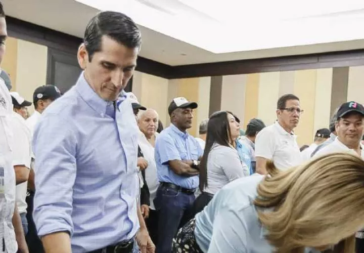 Rómulo Roux será candidato presidencial de  CD y Alianza. /Foto Víctor Arosemena