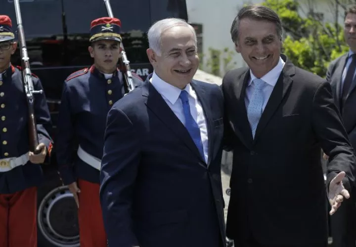 El primer ministro se reunió con Bolsonaro el viernes tras su llegada a Brasil, país que visita por primera vez un jefe de Estado israelí. EFE