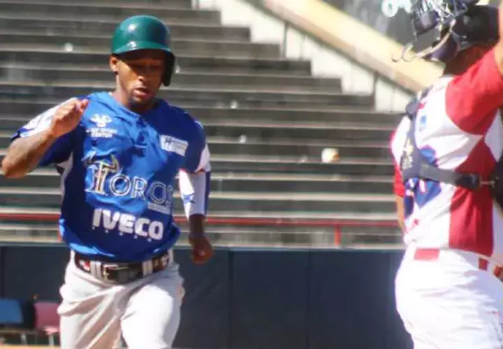 Los Toros de Herrera vencieron ayer por 8-4 a las Águilas Metropolitanas. /Foto Cortesía