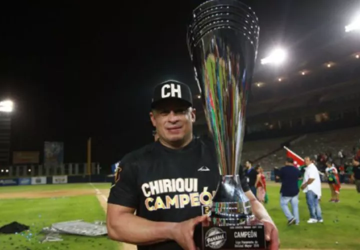 Carlos Ruiz: El exreceptor de los Filis de Filadelfia fue uno de los protagonistas del Campeonato Nacional Mayor. No solo fue nombre, sino que aportó a la causa para que Chiriquí fuera campeón.