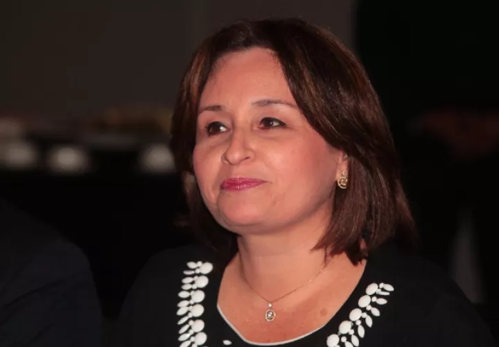 La procuradora Kenia Isolda Porcell se benefició de estas faltas a ley. /Foto Archivo