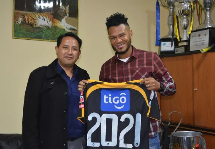 Rolando "Toro" Blackburn. /Foto @ClubStrongest
