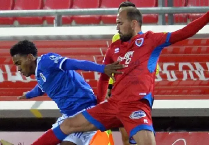 Edgar Yoel Bárcenas es uno de los jugadores más regulares del Real Oviedo. /Foto Cortesía