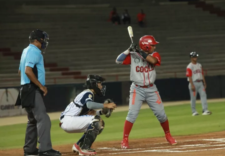 Julio González, de Coclé, comanda las carreras impulsadas. /Foto Anayansi Gamez