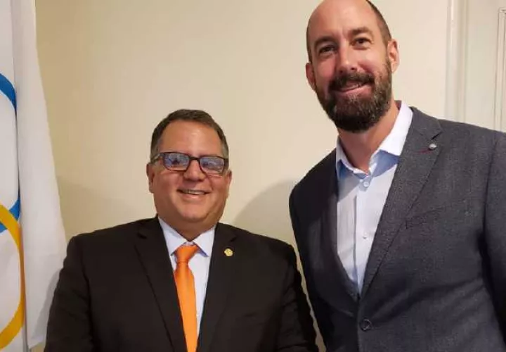 Camilo Amado (izq.) y James Macleod, del COI. Cortesía 