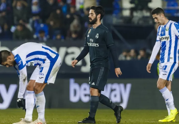 Santiago Solari  niega tener una mala relación con Isco. AP
