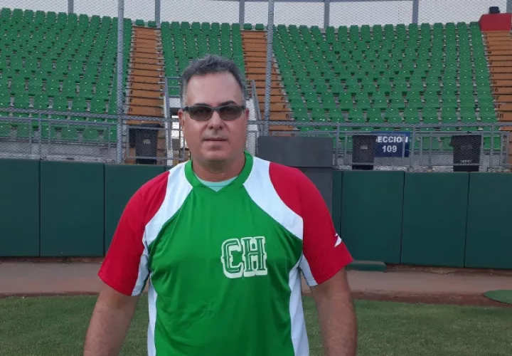 Lenín Picota asume el reto de revalidar el título en la tropa chiricana. José Vásquez