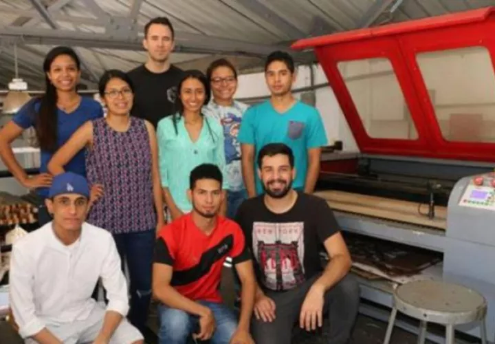 Estudiantes de las tres universidades.  Cortesía